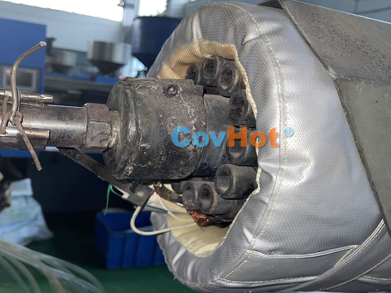 <a href=http://www.dg-print.cn/e/tags/?tagname=%E6%B3%A8%E5%A1%91%E6%9C%BA%E4%BF%9D%E6%B8%A9 target=_blank class=infotextkey>注塑機保溫</a>,炮筒<a href=http://www.dg-print.cn/e/tags/?tagname=%E4%BF%9D%E6%B8%A9%E5%A5%97 target=_blank class=infotextkey>保溫套</a>,方便檢修